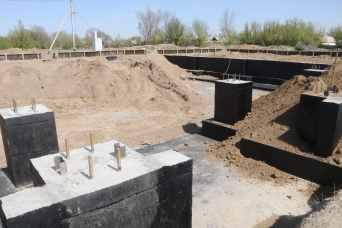 АУДАН ӘКІМІ БІРНЕШЕ АУЫЛДЫҚ ОКРУГТЕ БОЛДЫ
