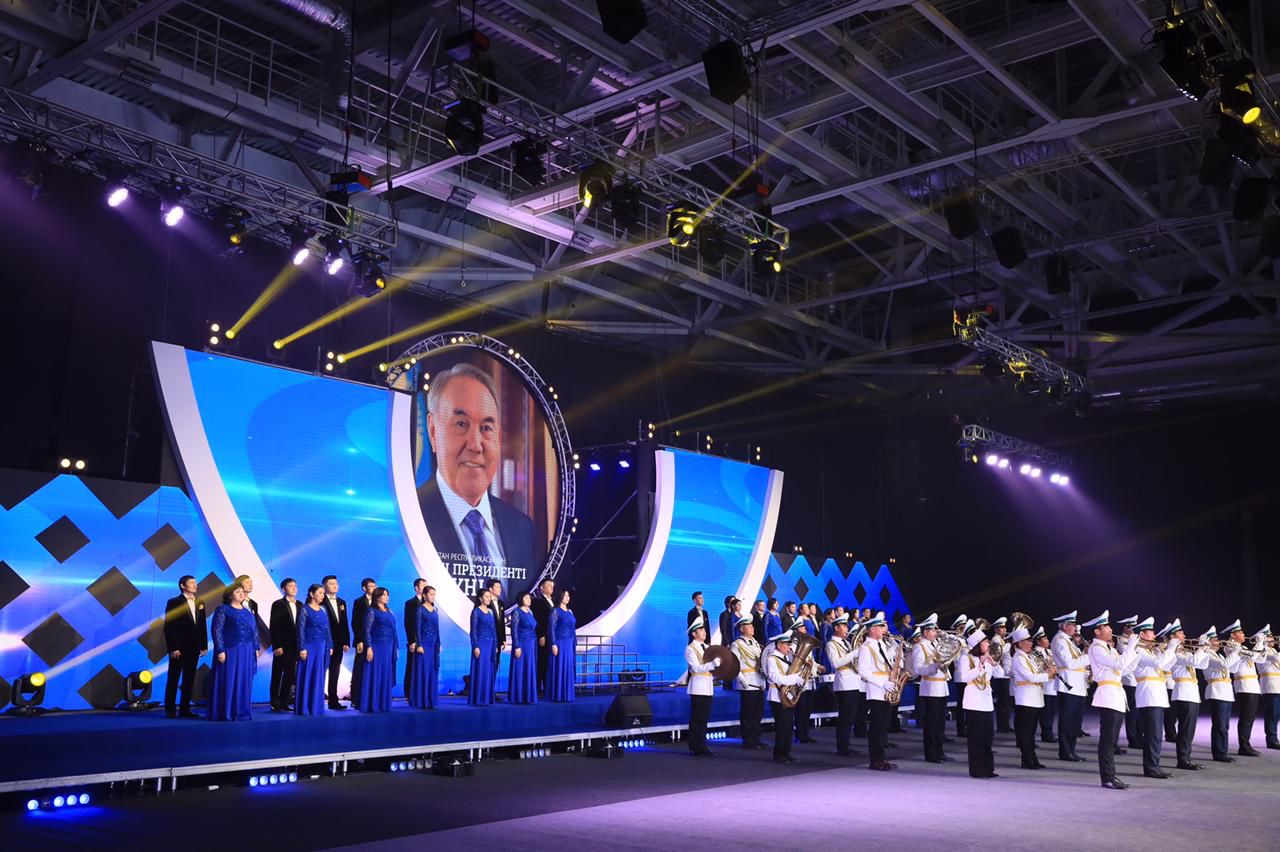 Ақтөбеде Тұңғыш Президент күніне орай салтанатты шара өтті