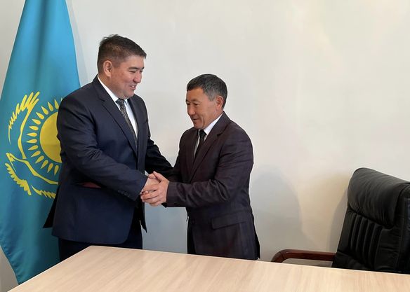 ЖАҢАДАН САЙЛАНҒАН ӘКІМДЕР ТАНЫСТЫРЫЛДЫ
