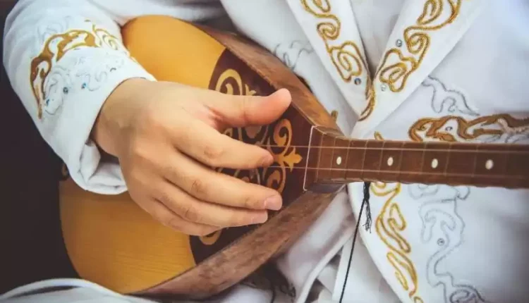 Жырласа, жастар жырласын