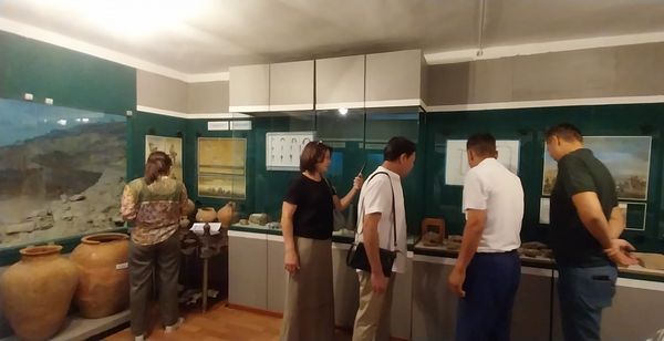 Қобызшы, зерттеуші Саян Ақмолда туған жерінде