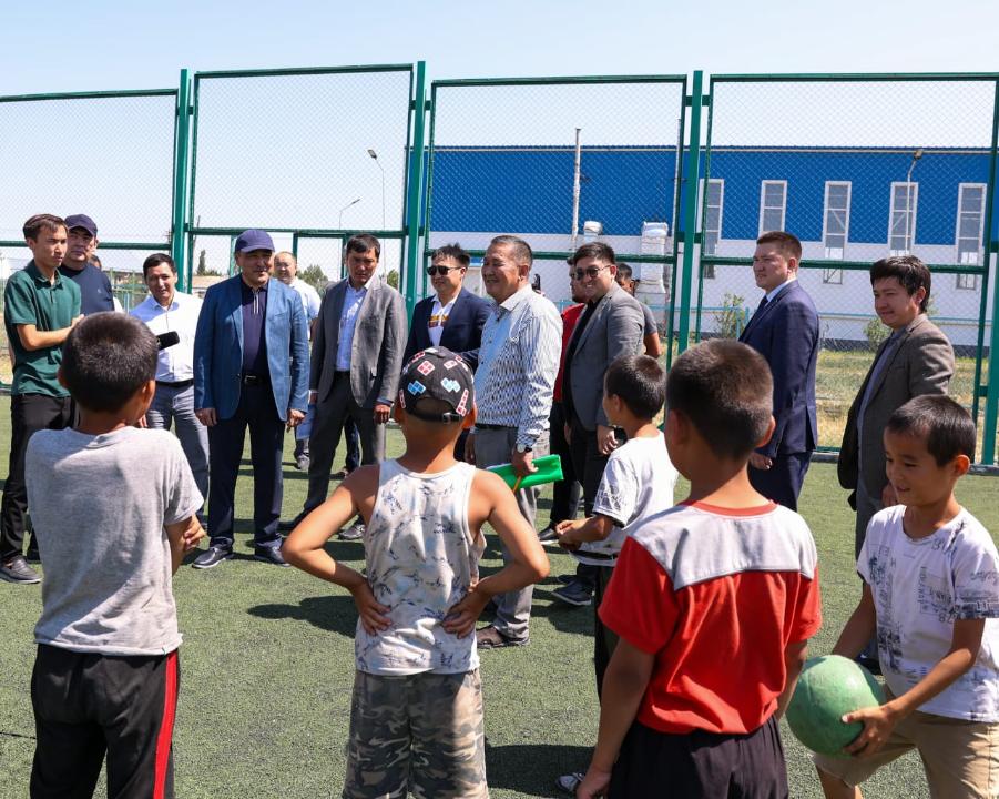 Тараз қаласындағы 240 көшеде жол жөндеу жұмыстары жүруде