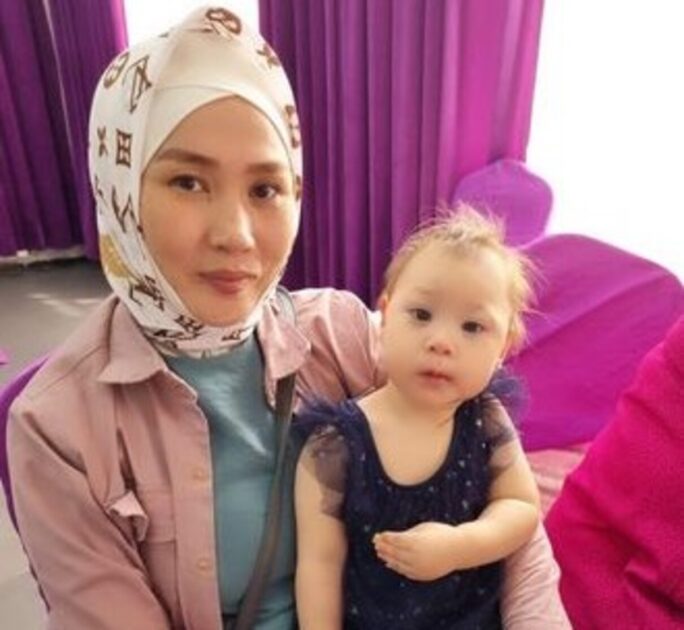 Ерекше бала тәрбиелеп отырған ана өз кәсібін ашты