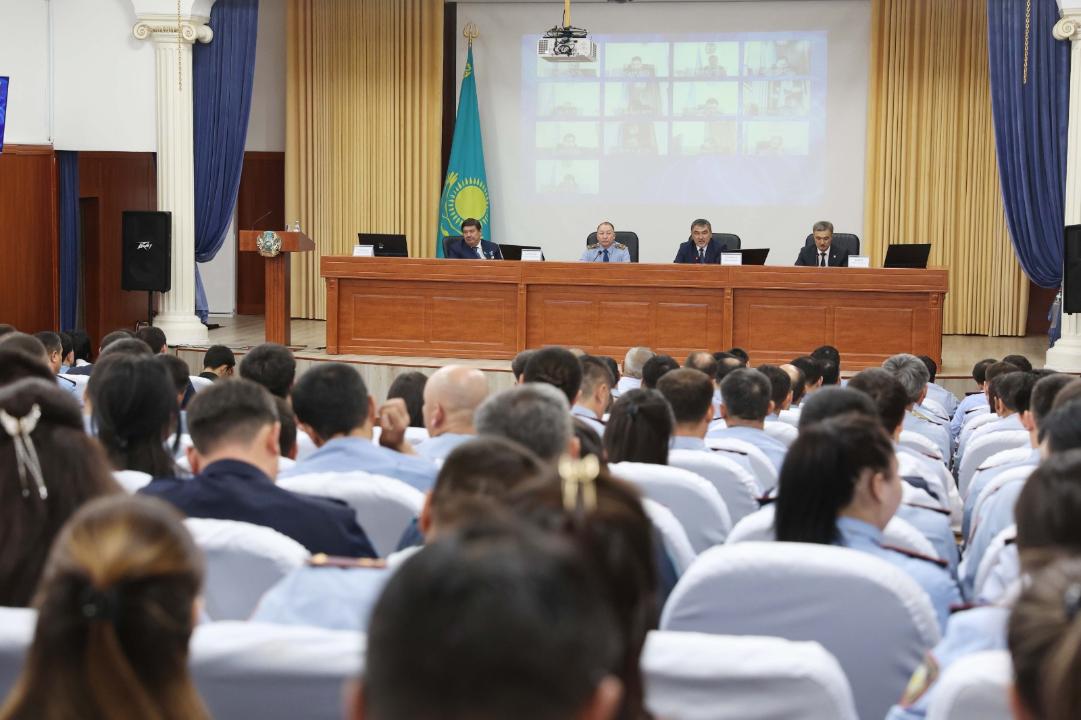 Облыс әкімі Полиция департаментінің кеңейтілген мәжілісіне қатысты