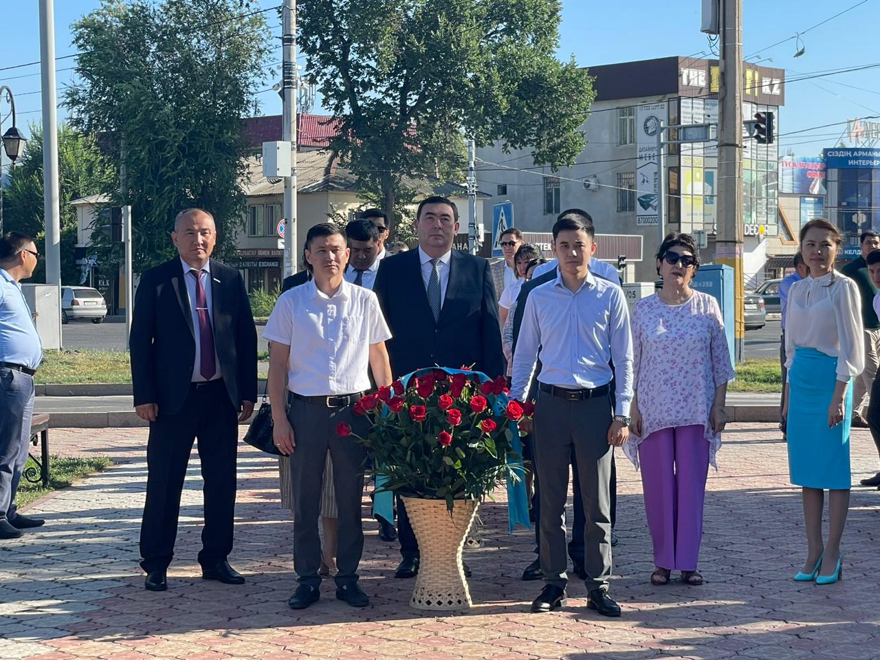 АБАЙДЫҢ РУХЫНА ТАҒЗЫМ ЕТТІ 