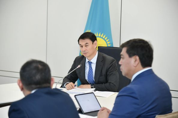 ДАРХАН САТЫБАЛДЫ: «ЕЛГЕ ҚАЖЕТТІ ӘРІ ТУРИЗМДІ ДАМЫТУҒА СЕРПІН БЕРЕТІН НЫСАНДАР САЛУҒА БАСЫМДЫҚ БЕРІЛСІН»
