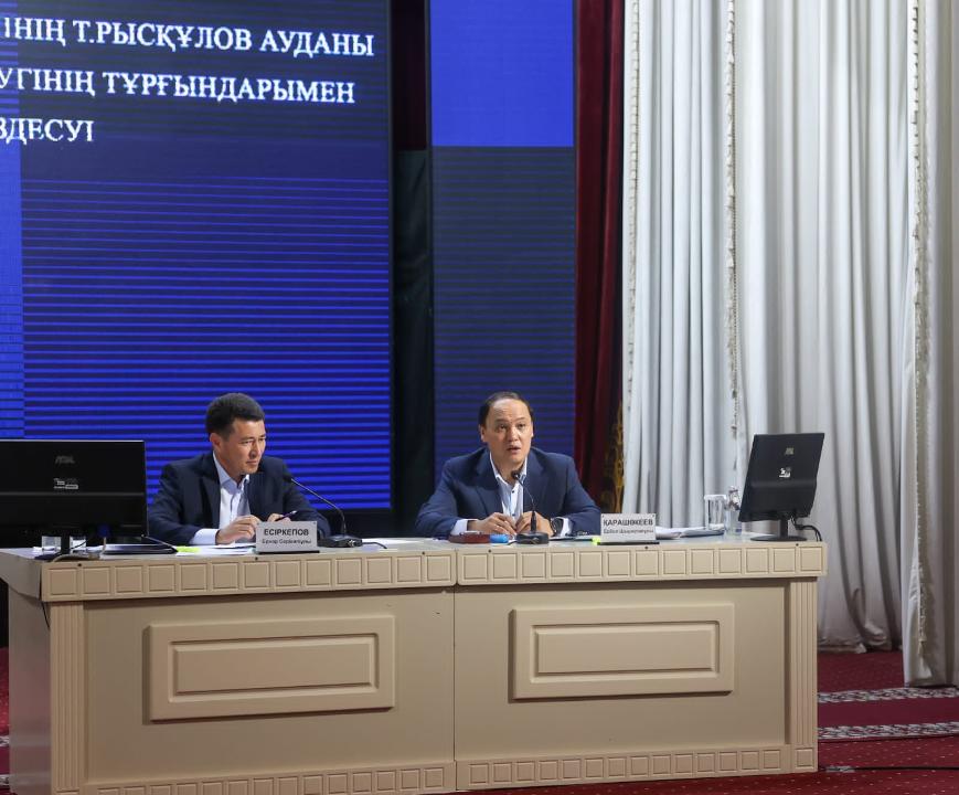 Құландық тұрғындар облыс әкіміне талап-тілектерін жеткізді