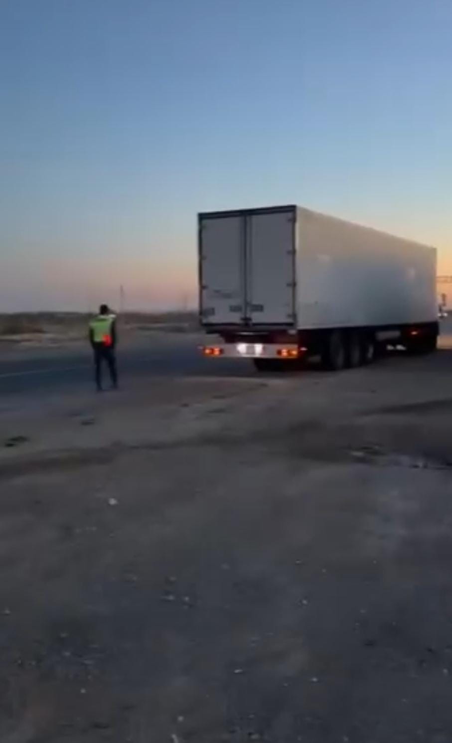 УАҚЫТША БЕКЕТТЕР