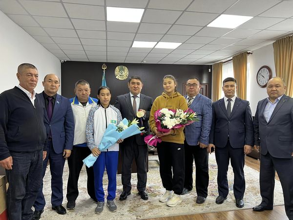 ЖЕҢІМПАЗ ЖЕРЛЕСТЕР ТУҒАН ЖЕРГЕ ТАБАН ТІРЕДІ  