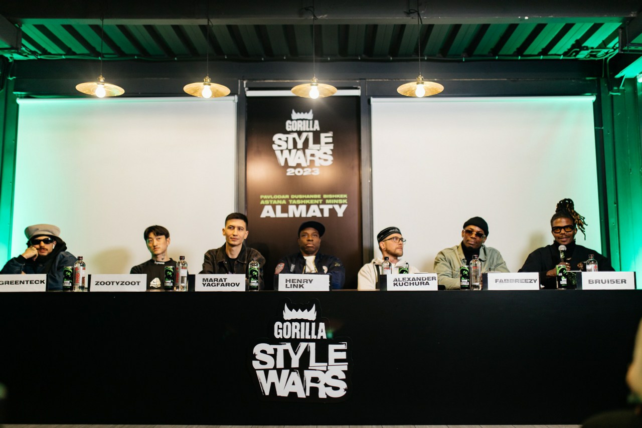 GORILLA STYLE WARS – БІР ТІЛДЕ, ЯҒНИ БИ ТІЛІНДЕ СӨЙЛЕЙТІНДЕРДІҢ БАСЫН ҚОСТЫ