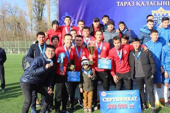 🔰Әуесқой футбол командалары арасында қала әкімінің Кубогы өтті