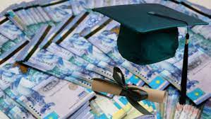 СТУДЕНТТЕРДІҢ ОҚУ АҚЫСЫН ТӨЛЕП БЕРДІ