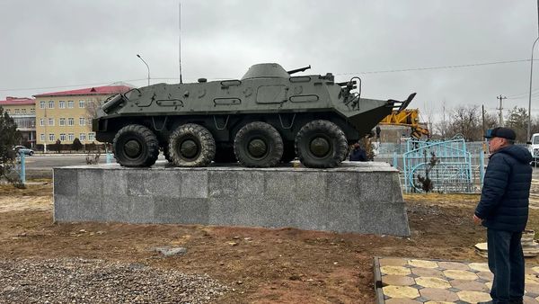 ӘСКЕРИ ТЕХНИКА ОРНАТЫЛДЫ