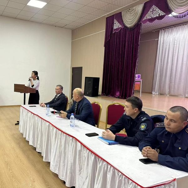 КӘМЕЛЕТ ЖАСҚА ТОЛМАҒАН БАЛАЛАРДЫҢ АТА-АНАЛАРЫМЕН КЕЗДЕСУ ӨТТІ.