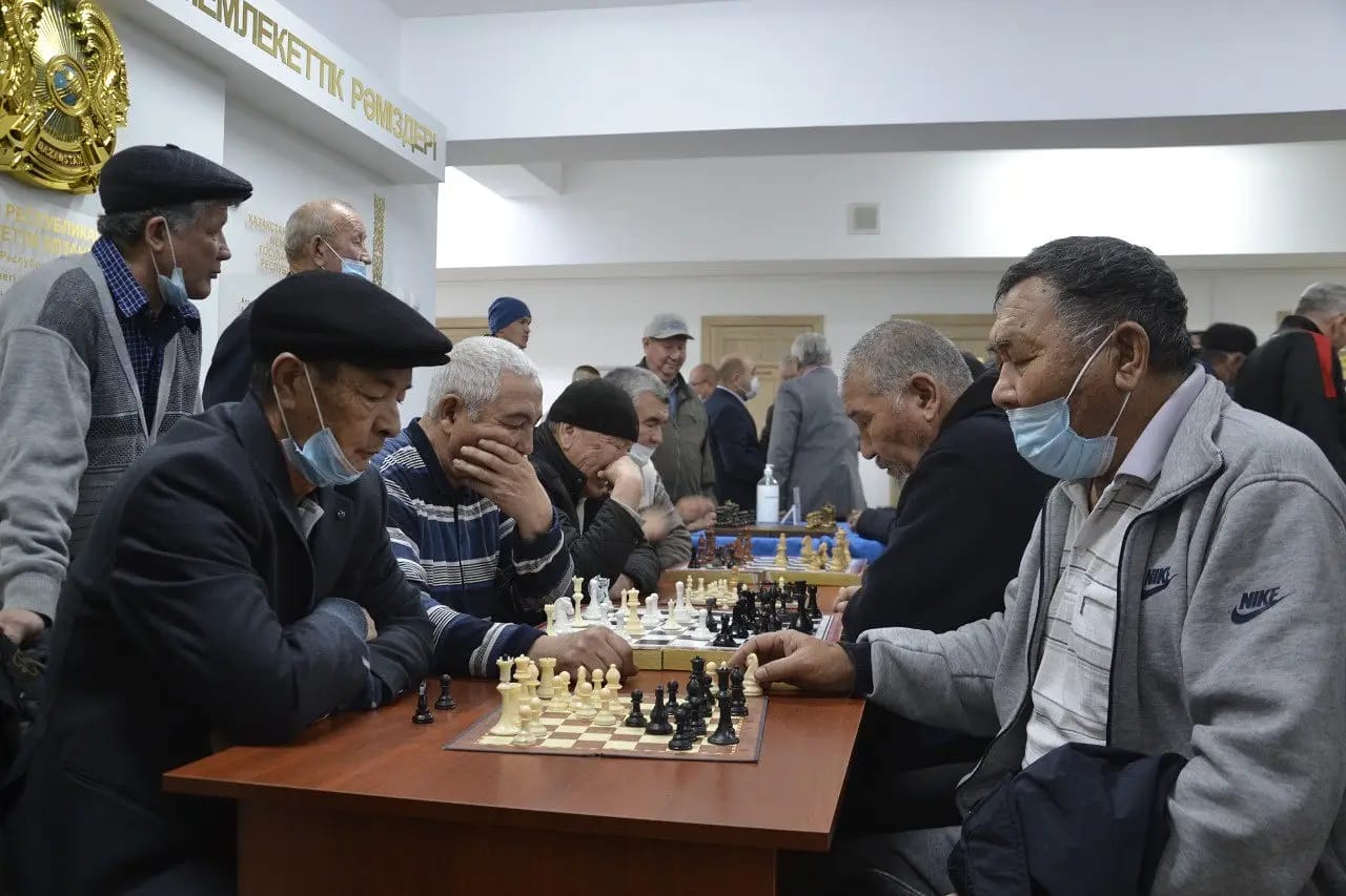 Арубаев ардагерлерге спартакиада ұйымдастырды