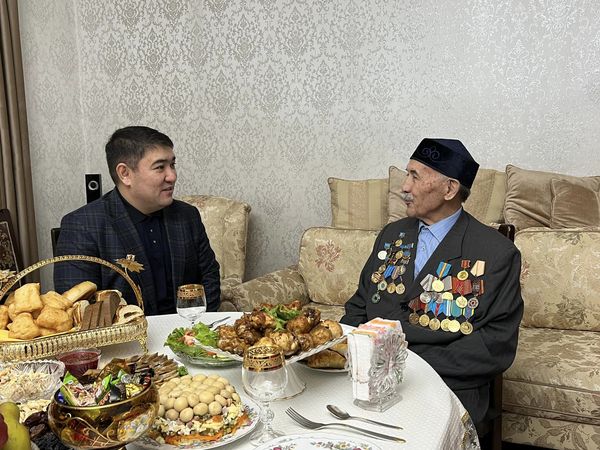 ҚАРТЫ БАР ЕЛДІҢ ҚАЗЫНАСЫ БАР