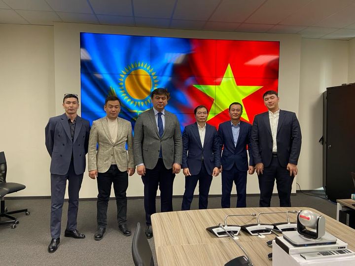 ТҮРКІСТАН: ВЬЕТНАМНЫҢ ІРІ ИНВЕСТОРЫМЕН КЕЗДЕСУ ӨТТІ