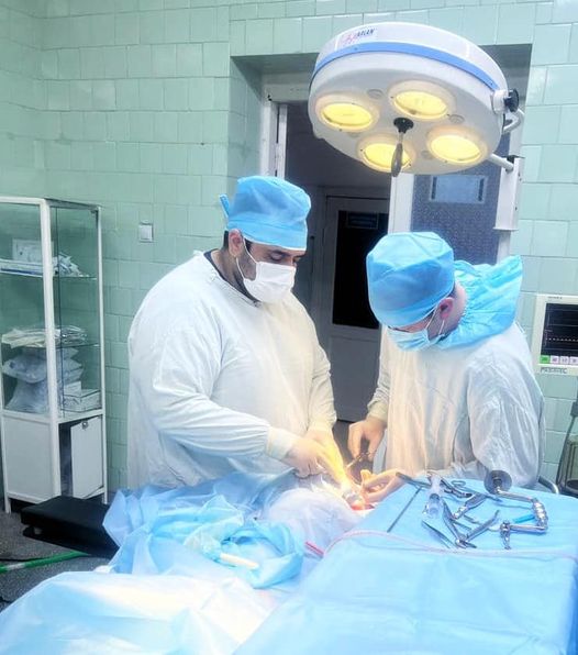👏Дәрігерлер басы ауыр жарақаттанған сәбиді аман алып қалды