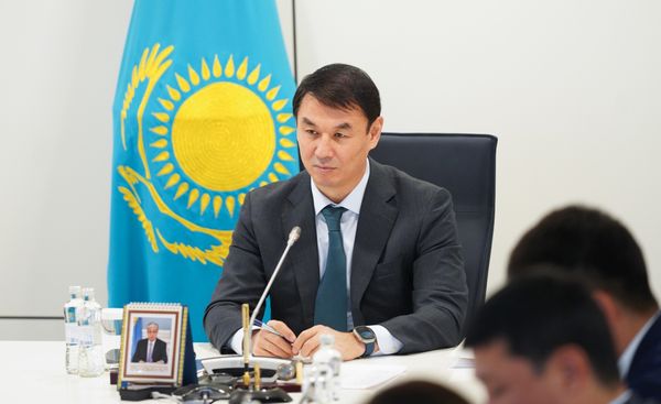 ТҮРКІСТАН ОБЛЫСЫ ЕЛДІ МЕКЕНДЕРДІ ГАЗДАНДЫРУДА РЕСПУБЛИКАДА КӨШ БАСТАП ТҰР