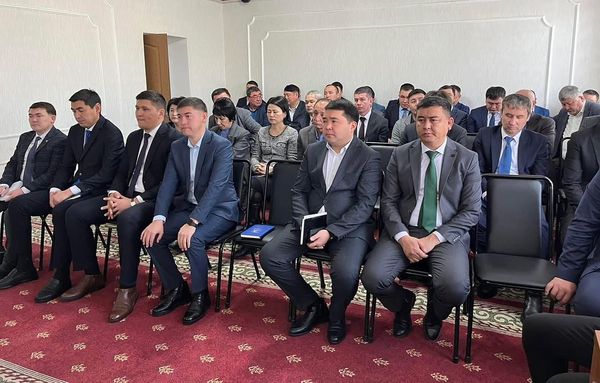 КЕҢЕСТЕ КЕЛЕЛІ МӘСЕЛЕЛЕР ТАЛҚЫЛАНДЫ