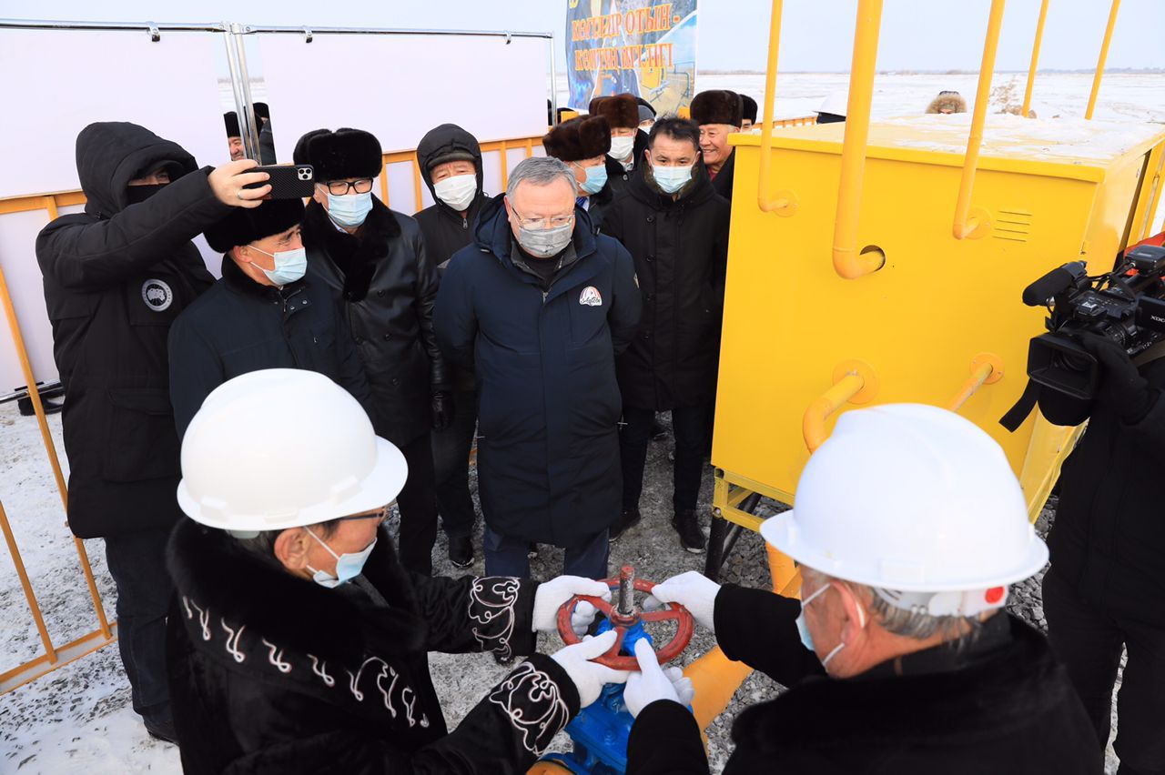 Ойыл ауданына қарасты Қаратал ауылы жаңа жылды көгілдір отынмен қарсы алды, ал Бестамақ ауылы сумен қамтылды