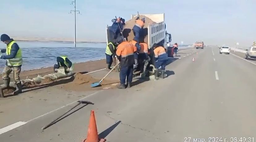 ПАВЛОДАР ОБЛЫСЫНДА СУ ТАСҚЫНЫНА ҚАРСЫ КҮРЕС БОЙЫНША БЕЛСЕНДІ ЖҰМЫС ЖАЛҒАСУДА: ӨҢІРДІҢ БАРЛЫҚ ҚЫЗМЕТТЕРІ ЖҰМЫЛДЫРЫЛДЫ