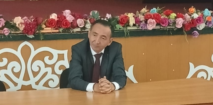 Кемертоған: Депутаттар алаңдаулы, әкімшілік уәде  беруден шаршайтын емес   
