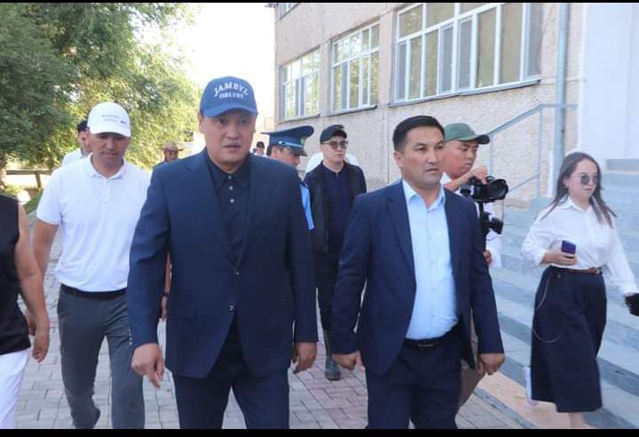 ОБЛЫС ӘКІМІ САРЫСУ АУДАНЫНДА ТАЗАЛЫҚ АКЦИЯСЫНА ҚАТЫСТЫ