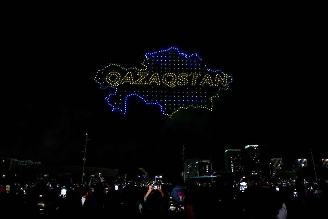 ДРОНДАР КӨККЕ КӨТЕРІЛГЕН КҮН