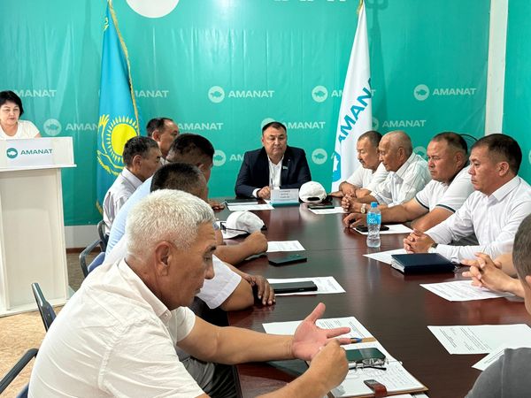 ЖАҢА ОҚУ ЖЫЛЫНА ДАЙЫНДЫҚ БАРЫСЫ ТАЛҚЫЛАНДЫ