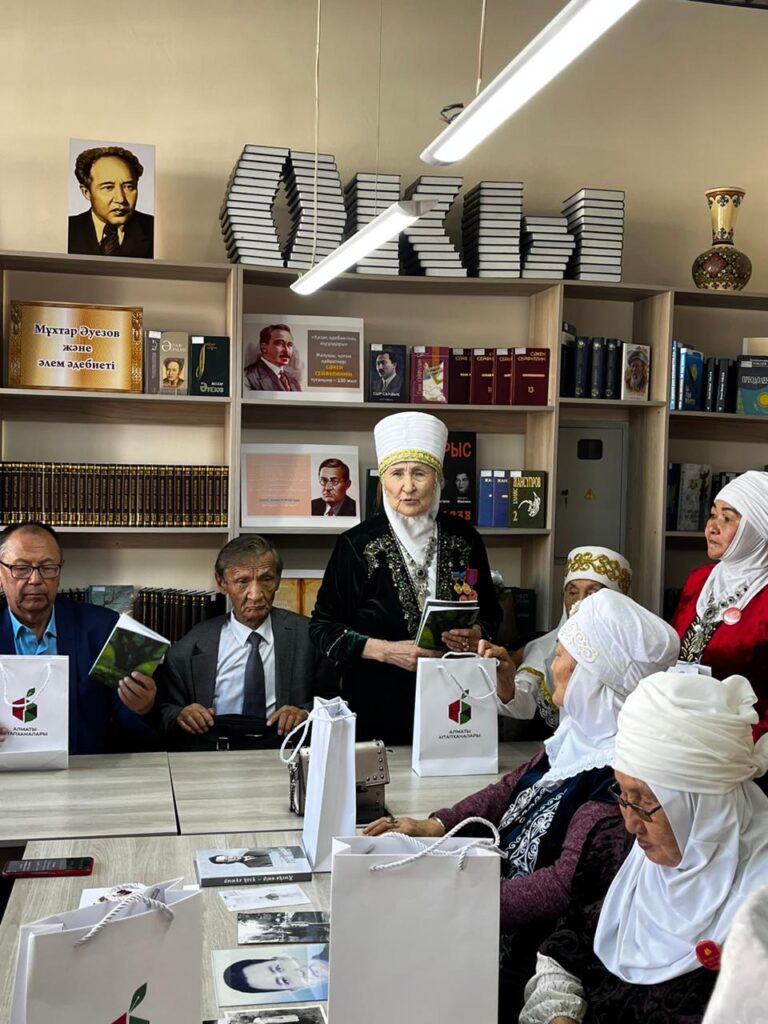 Дария көңіл, ақ пейіл қарттарым