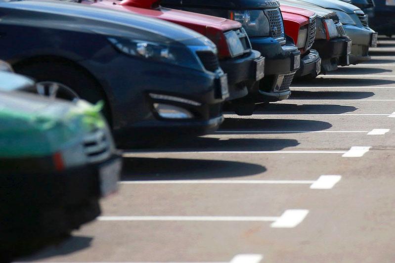Әзірбайжанда заңсыз автотұрақ иелеріне айыппұл салынады