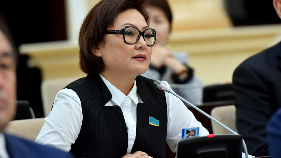 Депутат  сөзіне мен де қосыламын 