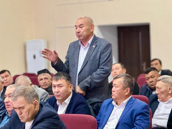 ТҮРКІСТАН ОБЛЫСЫ ӘКІМІНІҢ ОРЫНБАСАРЫ ЖЕТІСАЙ МЕН МАҚТААРАЛДЫҢ ШАРУАЛАРЫМЕН КЕЗДЕСТІ