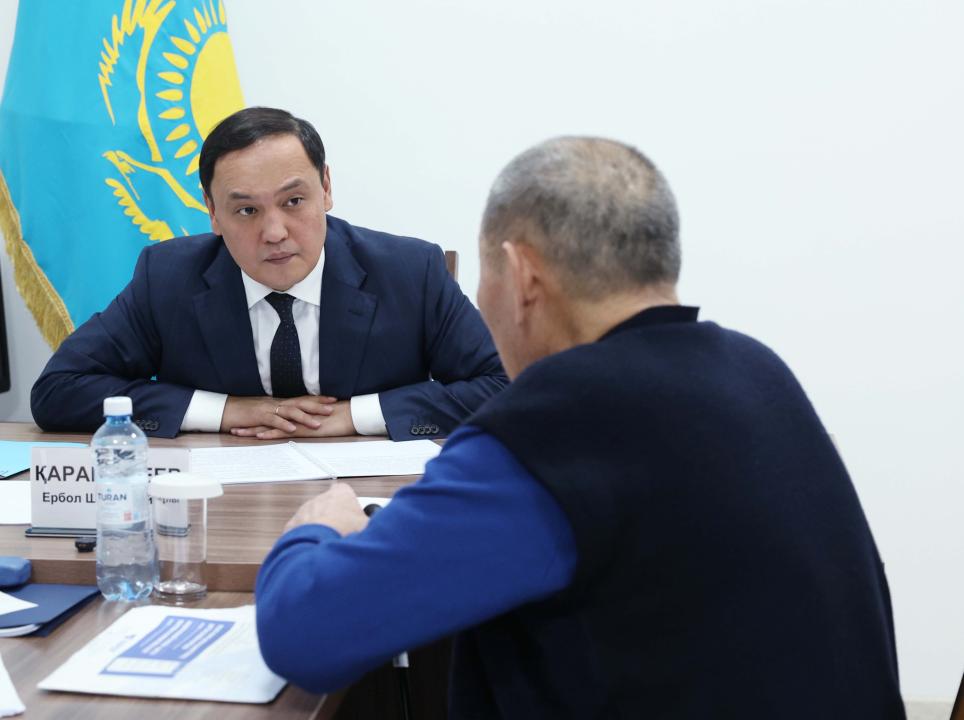 Облыс әкімі азаматтарды қабылдады