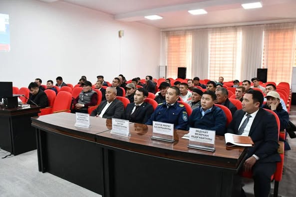 ТҮРКІСТАН ОБЛЫСЫНДА БАЛЫҚ ШАРУАШЫЛЫҒЫН ДАМЫТУ МАҚСАТЫНДА ТҮСІНДІРМЕ ЖҰМЫСТАРЫН ЖҮРГІЗУ ЖАЛҒАСУДА