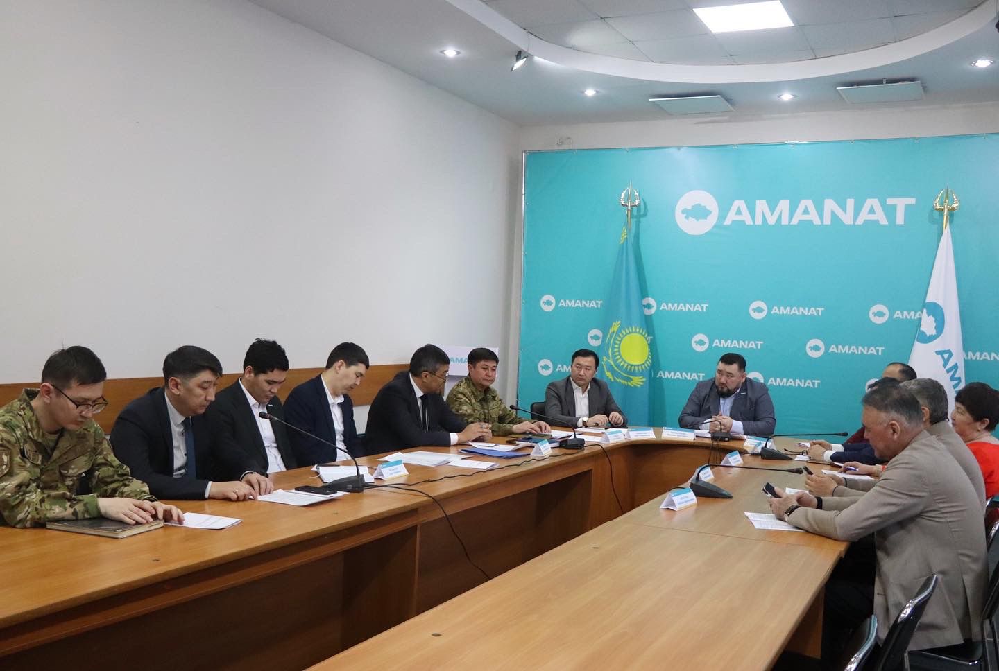 Су тасқынына дайындыққа партия өкілдері де бей-жай қарамайды