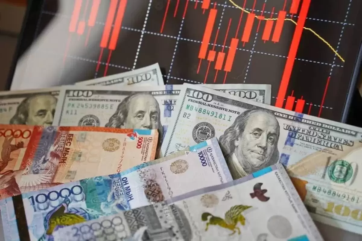 Қазақстанның үш қаласында доллардың жаңа бағамы бекітілді