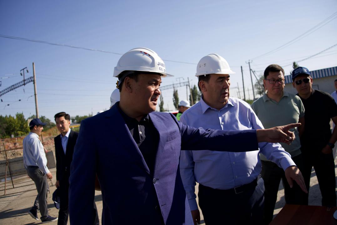 Облыс әкімі Тараздағы абаттандыру мен инфрақұрылымды өз бақылауына алды