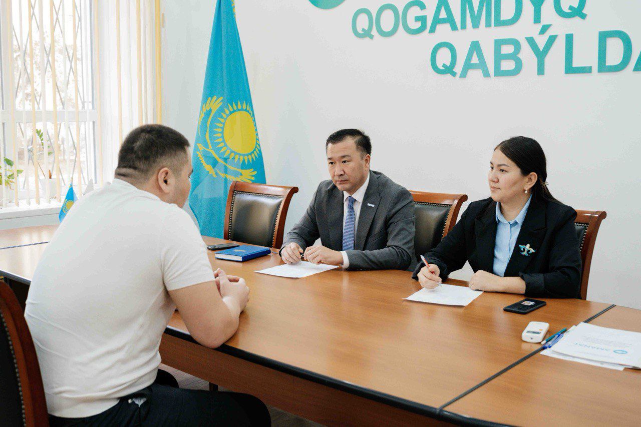 Батыс Қазақстан: Партия филиалының қоғамдық қабылдау бөлмесіне 2000-нан астам өтініш түскен