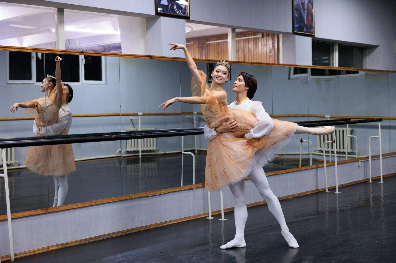 «Золушка» балет қойылымының премьерасы