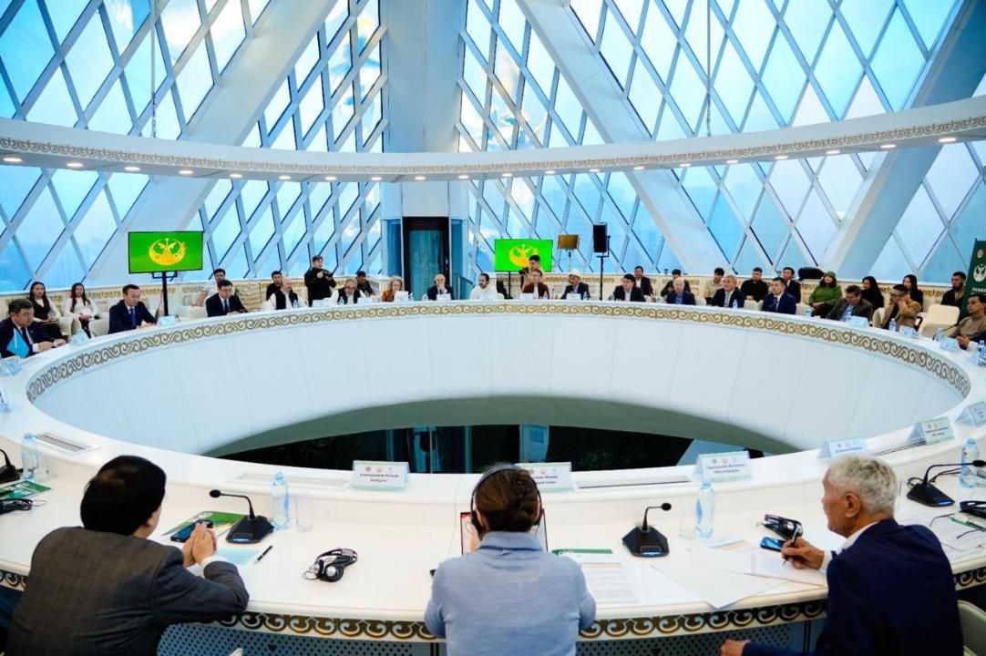 ТҮРКІ МУЗЫКАЛЫҚ АСПАПТАРЫН ЗЕРТТЕУГЕ АРНАЛҒАН ХАЛЫҚАРАЛЫҚ КЕҢ АУҚЫМДЫ СИМПОЗИУМ ӨТТІ