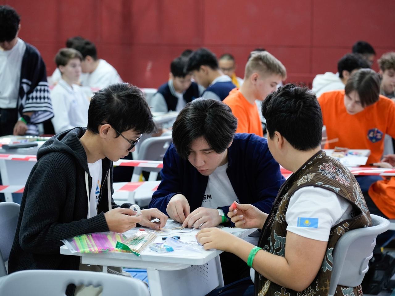 РОБОТТАР ШАЙҚАСЫНА КУӘ БОЛ