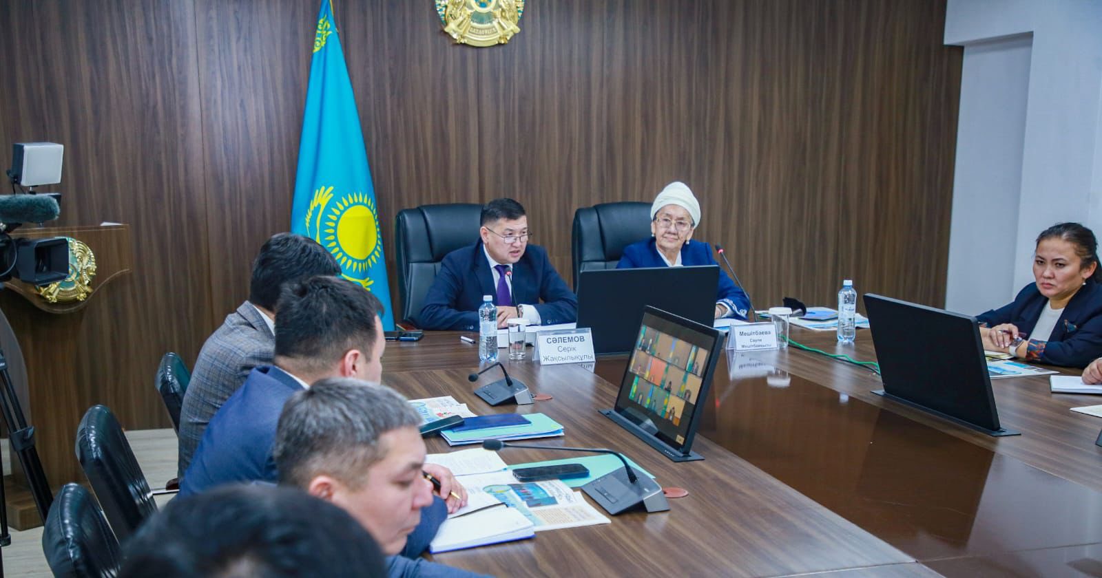 АУЫЛ ЭКСПЕДИЦИЯСЫ ЖАМБЫЛДА ӘРІ ҚАРАЙ ЖАЛҒАСУДА