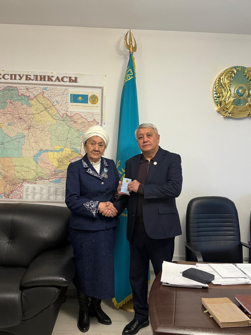 Ұжым басшысына Ұлт ұстазы атындағы медаль табысталды