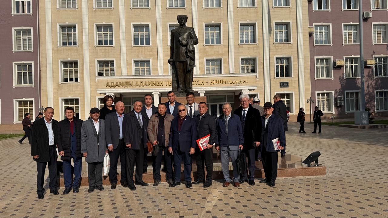 Тарихта шикілік пен қателік болмауы тиіс!