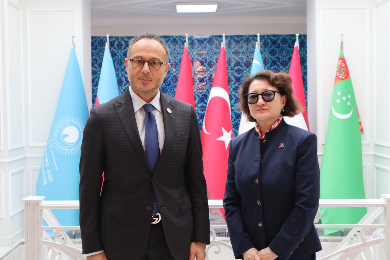 Түркі мәдениеті және мұрасы қорының Президенті мен Түркі мемлекеттері Парламенттік Ассамблеясының Бас хатшысы арасында кездесу өтті