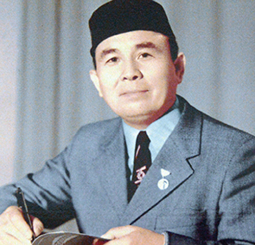 Алаңға шоқпар  ұстап шыққан  ШОНА