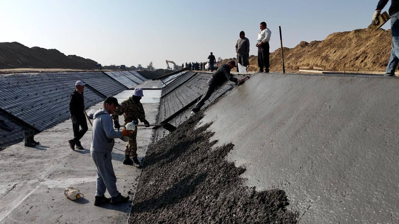 Үнемделген қаржы есебінен 14 каналды бетондау жобасы іске асырылып жатыр