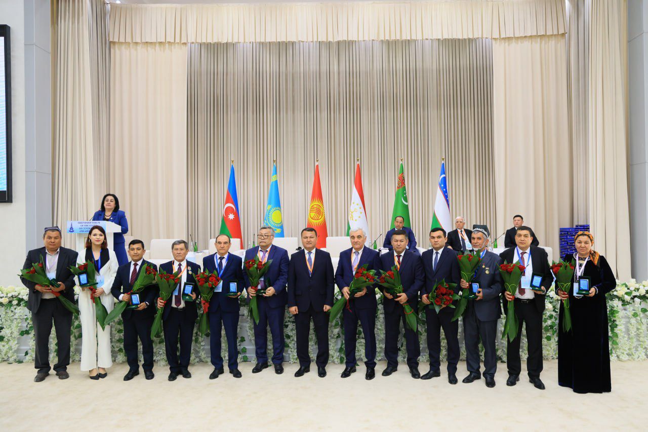 ФЕРҒАНА: ТУРИЗМ ЖӘНЕ ДОСТЫҚ АЙМАҒЫ